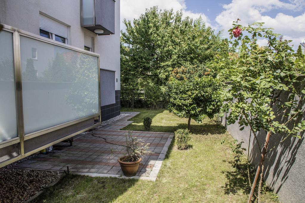 Lakeside Jarun Apartment ザグレブ 部屋 写真