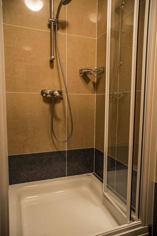 Lakeside Jarun Apartment ザグレブ 部屋 写真
